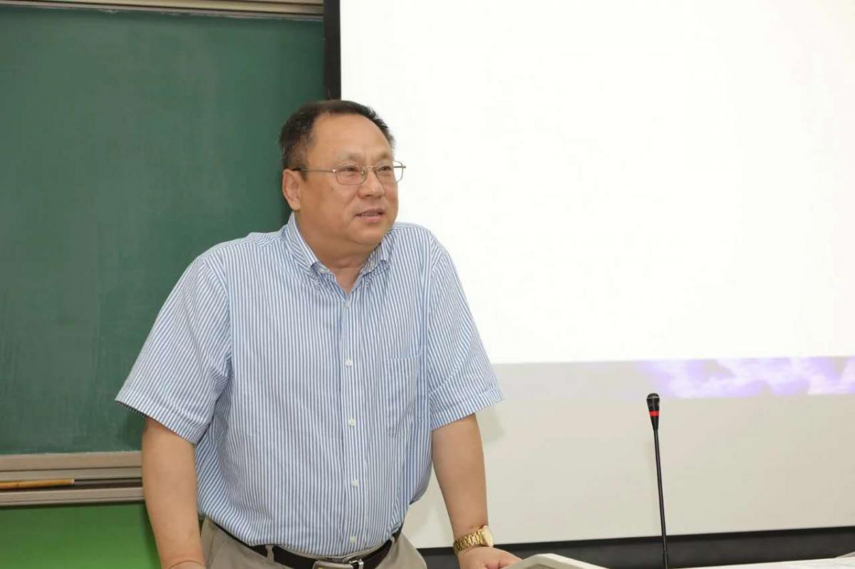 国际学院兼未来技术学院—胡中波副院长